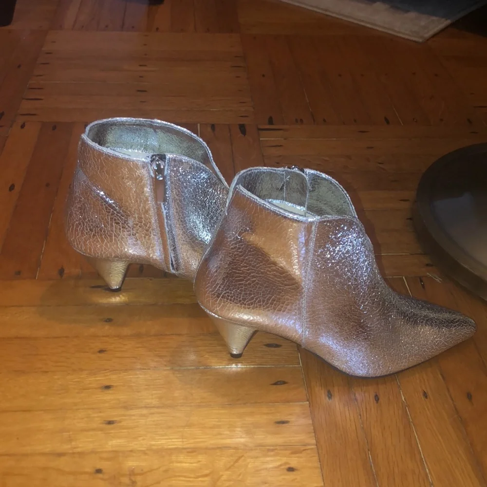 NEW IVYLEE COPENHAGEN VIVIAN V-Cut Boots in silver EU 36 US 6 - Picture 6 of 10